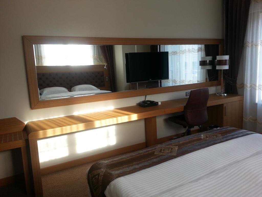 Hotel Duzce Surur Eksteriør billede