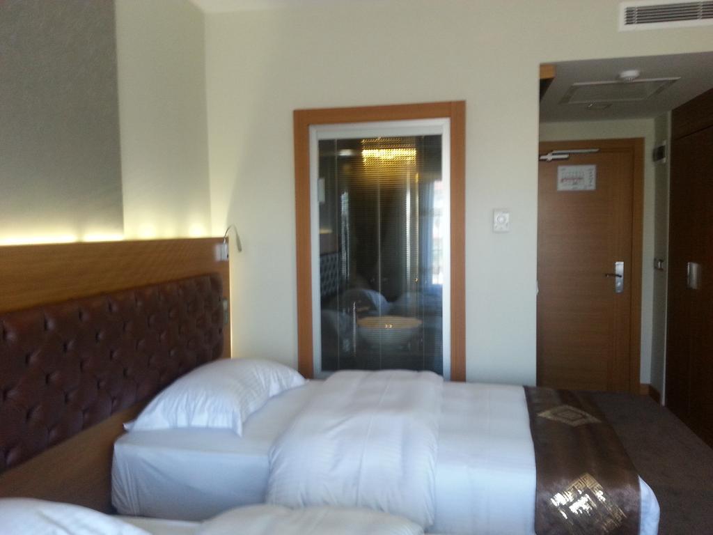 Hotel Duzce Surur Værelse billede